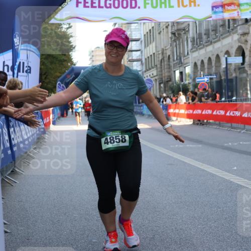 07.09.2025 - BARMER Alsterlauf Strokosch-Dieckow http://msf.ph/oto/8729412 07.09.2025 10:27:29 Ziel 2135, 2136, 2239, 2990, 3746, 4994, 5275, 5276 meine-sportfotos.de