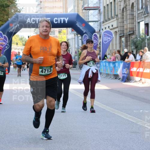 07.09.2025 - BARMER Alsterlauf Strokosch-Dieckow http://msf.ph/oto/8729460 07.09.2025 10:27:18 Ziel 2135, 2136, 2239, 2441, 2990, 3003, 3746, 4994, 5128 meine-sportfotos.de