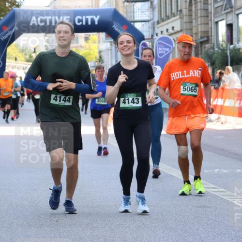 07.09.2025 - BARMER Alsterlauf Strokosch-Dieckow http://msf.ph/oto/8729483 07.09.2025 10:27:03 Ziel 2439, 2441, 4851, 5128, 6301 meine-sportfotos.de
