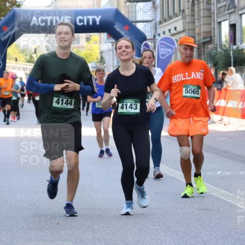 07.09.2025 - BARMER Alsterlauf Strokosch-Dieckow http://msf.ph/oto/8729485 07.09.2025 10:27:03 Ziel 2439, 2441, 4851, 5128, 6301 meine-sportfotos.de