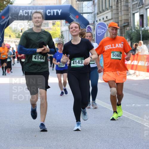 07.09.2025 - BARMER Alsterlauf Strokosch-Dieckow http://msf.ph/oto/8729487 07.09.2025 10:27:03 Ziel 2439, 2441, 4851, 5128, 6301 meine-sportfotos.de