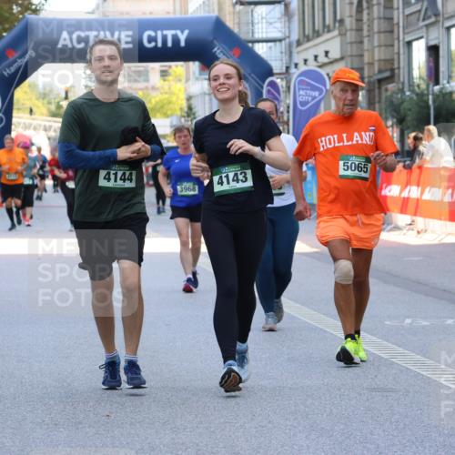 07.09.2025 - BARMER Alsterlauf Strokosch-Dieckow http://msf.ph/oto/8729491 07.09.2025 10:27:03 Ziel 2439, 2441, 4851, 5128, 6301 meine-sportfotos.de