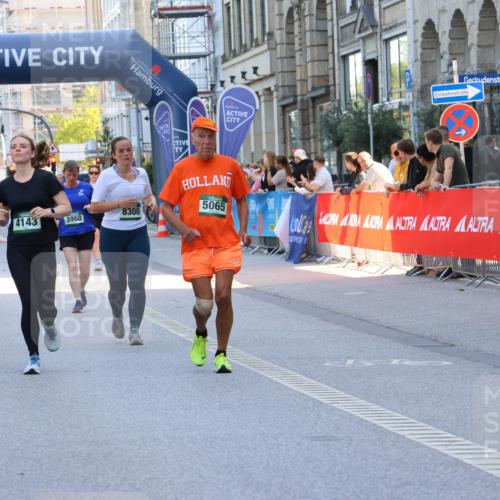 07.09.2025 - BARMER Alsterlauf Strokosch-Dieckow http://msf.ph/oto/8729507 07.09.2025 10:27:00 Ziel 2439, 4851, 5128, 6171, 6301 meine-sportfotos.de