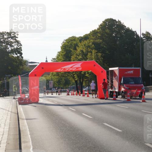 07.09.2025 - BARMER Alsterlauf Yannick Fuchs http://msf.ph/oto/8729531 07.09.2025 08:46:02 Laufen  meine-sportfotos.de