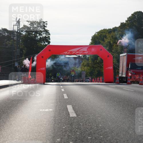 07.09.2025 - BARMER Alsterlauf Yannick Fuchs http://msf.ph/oto/8729584 07.09.2025 08:56:22 Laufen  meine-sportfotos.de