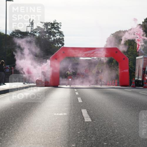 07.09.2025 - BARMER Alsterlauf Yannick Fuchs http://msf.ph/oto/8729610 07.09.2025 08:56:33 Laufen  meine-sportfotos.de