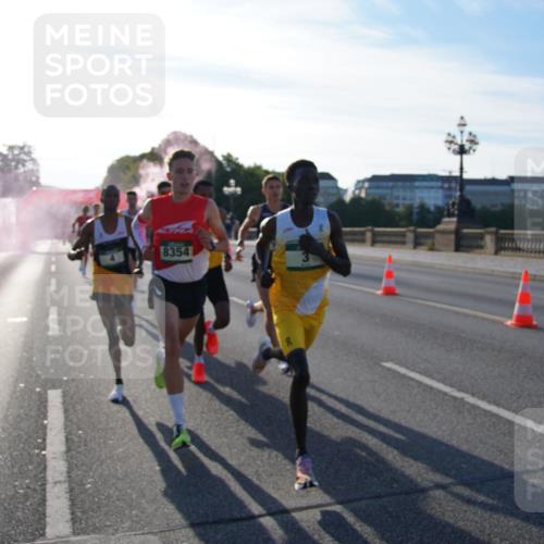 07.09.2025 - BARMER Alsterlauf Yannick Fuchs http://msf.ph/oto/8729684 07.09.2025 08:56:40 Laufen 8354 meine-sportfotos.de