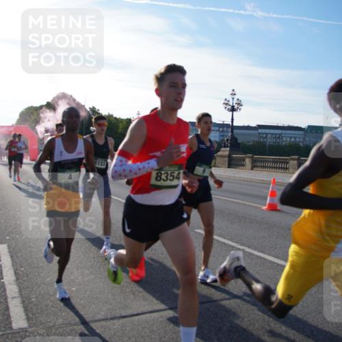 07.09.2025 - BARMER Alsterlauf Yannick Fuchs http://msf.ph/oto/8729690 07.09.2025 08:56:40 Laufen 8153, 8354 meine-sportfotos.de