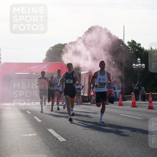 07.09.2025 - BARMER Alsterlauf Yannick Fuchs http://msf.ph/oto/8729718 07.09.2025 08:56:44 Laufen 4118, 10, 15, 4969 meine-sportfotos.de