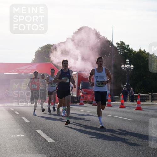 07.09.2025 - BARMER Alsterlauf Yannick Fuchs http://msf.ph/oto/8729722 07.09.2025 08:56:44 Laufen 4118, 4744, 4965 meine-sportfotos.de