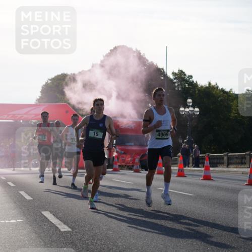 07.09.2025 - BARMER Alsterlauf Yannick Fuchs http://msf.ph/oto/8729724 07.09.2025 08:56:44 Laufen 4118, 10, 15, 4969 meine-sportfotos.de