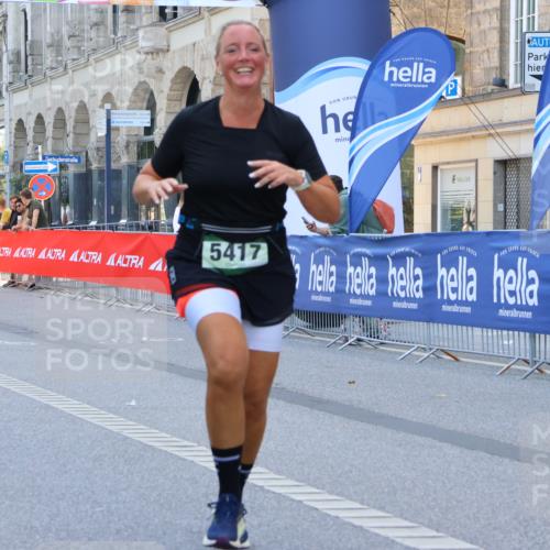 07.09.2025 - BARMER Alsterlauf Strokosch-Dieckow http://msf.ph/oto/8729732 07.09.2025 10:26:43 Ziel 2008, 2119, 2179, 4713, 4858, 5327, 6171, 8341 meine-sportfotos.de