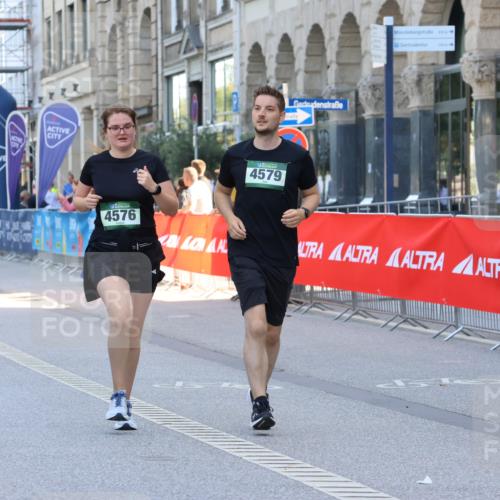 07.09.2025 - BARMER Alsterlauf Strokosch-Dieckow http://msf.ph/oto/8729826 07.09.2025 10:26:36 Ziel 2008, 2119, 2179, 3968, 4143, 4144, 4713, 4858, 5327, 8300, 8341 meine-sportfotos.de