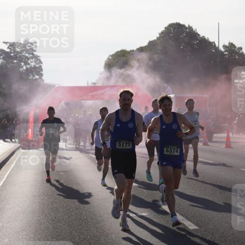07.09.2025 - BARMER Alsterlauf Yannick Fuchs http://msf.ph/oto/8729942 07.09.2025 08:57:21 Laufen 8247, 5171, 5374 meine-sportfotos.de
