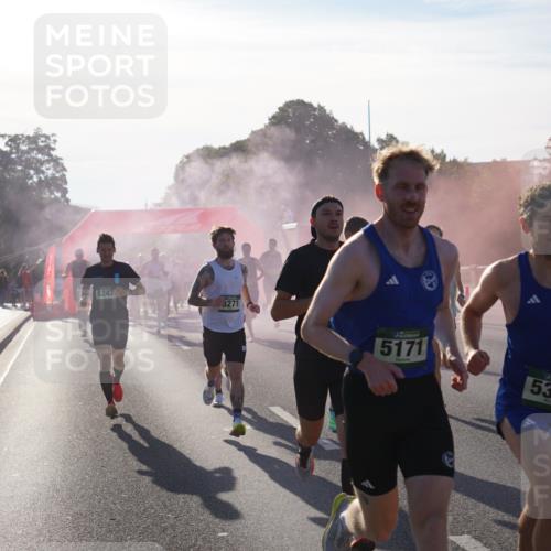 07.09.2025 - BARMER Alsterlauf Yannick Fuchs http://msf.ph/oto/8729953 07.09.2025 08:57:22 Laufen 8247, 3271, 5171, 5374 meine-sportfotos.de