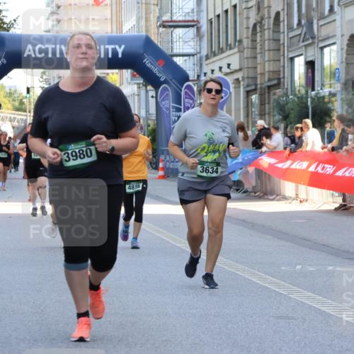 07.09.2025 - BARMER Alsterlauf Strokosch-Dieckow http://msf.ph/oto/8729957 07.09.2025 10:26:23 Ziel 3968, 4008, 4143, 4144, 4320, 5065, 5347, 6004, 8300 meine-sportfotos.de
