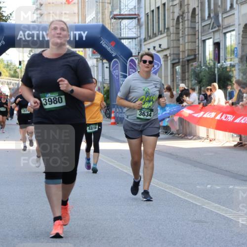 07.09.2025 - BARMER Alsterlauf Strokosch-Dieckow http://msf.ph/oto/8729964 07.09.2025 10:26:23 Ziel 3968, 4008, 4143, 4144, 4320, 5065, 5347, 6004, 8300 meine-sportfotos.de