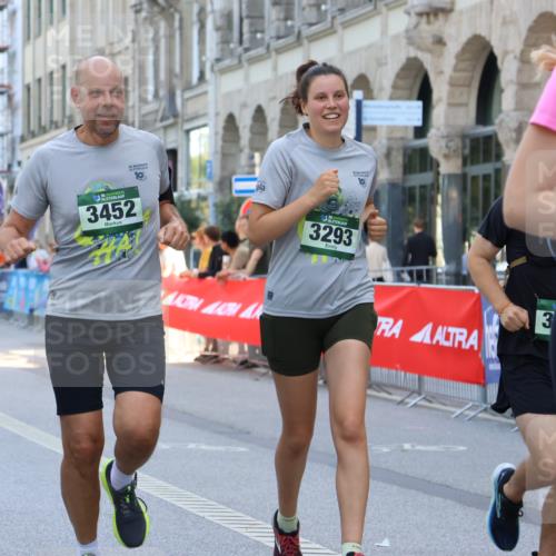 07.09.2025 - BARMER Alsterlauf Strokosch-Dieckow http://msf.ph/oto/8729976 07.09.2025 10:26:18 Ziel 4008, 4320, 5065, 5347, 5417, 5439, 6004, 8300 meine-sportfotos.de