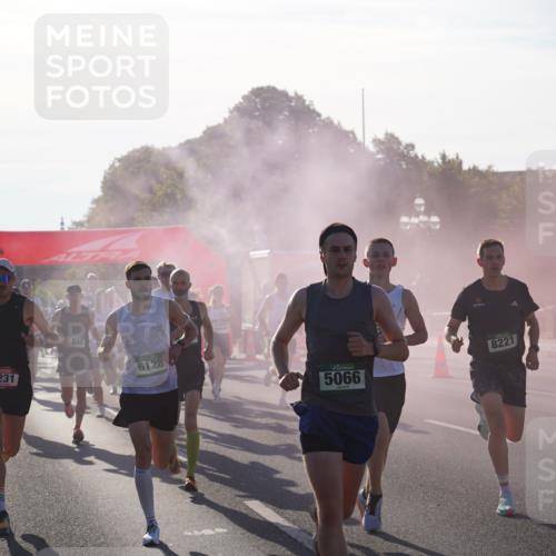 07.09.2025 - BARMER Alsterlauf Yannick Fuchs http://msf.ph/oto/8729979 07.09.2025 08:57:25 Laufen 2231, 040, 6128, 5066, 8221 meine-sportfotos.de