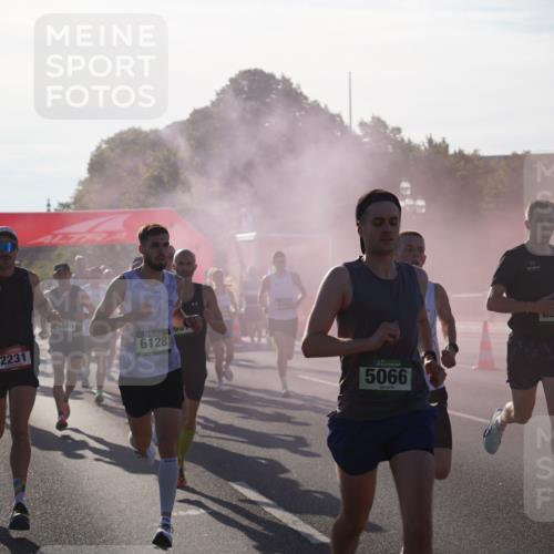 07.09.2025 - BARMER Alsterlauf Yannick Fuchs http://msf.ph/oto/8729984 07.09.2025 08:57:25 Laufen 2231, 4040, 6128, 5066 meine-sportfotos.de