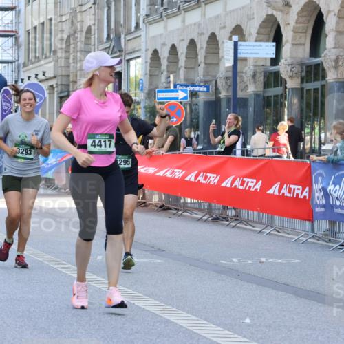 07.09.2025 - BARMER Alsterlauf Strokosch-Dieckow http://msf.ph/oto/8730009 07.09.2025 10:26:15 Ziel 4008, 4320, 4945, 5065, 5347, 5417, 5439, 6004 meine-sportfotos.de