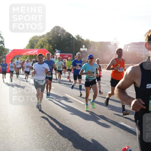 07.09.2025 - BARMER Alsterlauf Yannick Fuchs http://msf.ph/oto/8730018 07.09.2025 08:57:34 Laufen 343, 6197, 36, 6024 meine-sportfotos.de