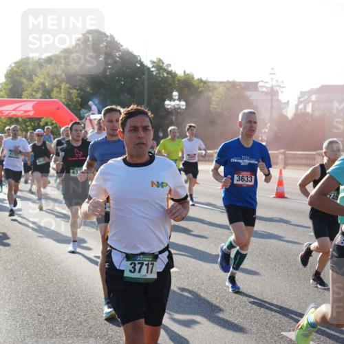 07.09.2025 - BARMER Alsterlauf Yannick Fuchs http://msf.ph/oto/8730022 07.09.2025 08:57:34 Laufen 3598, 4782, 5258, 43, 3717, 2017, 3633, 145, 343 meine-sportfotos.de
