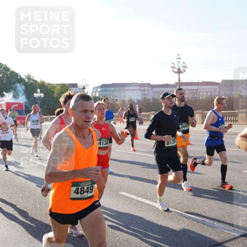 07.09.2025 - BARMER Alsterlauf Yannick Fuchs http://msf.ph/oto/8730089 07.09.2025 08:57:42 Laufen 5714, 5264, 4192, 4849, 4134, 8128, 4683, 59 meine-sportfotos.de