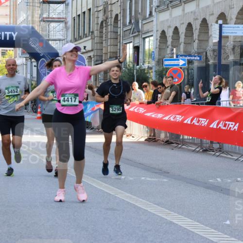 07.09.2025 - BARMER Alsterlauf Strokosch-Dieckow http://msf.ph/oto/8730091 07.09.2025 10:26:14 Ziel 4008, 4320, 4945, 5065, 5347, 5417, 5439, 6004 meine-sportfotos.de