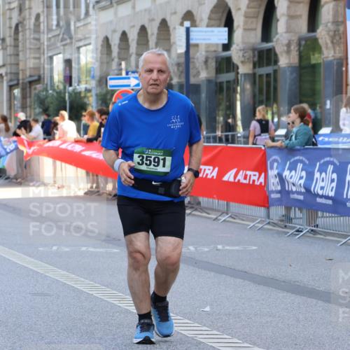 07.09.2025 - BARMER Alsterlauf Strokosch-Dieckow http://msf.ph/oto/8730104 07.09.2025 10:26:02 Ziel 4576, 4579, 4945, 5417, 5439, 8003 meine-sportfotos.de
