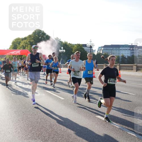 07.09.2025 - BARMER Alsterlauf Yannick Fuchs http://msf.ph/oto/8730110 07.09.2025 08:57:48 Laufen 4676, 4083, 9270, 3999, 5828, 2871, 4916, 8409 meine-sportfotos.de