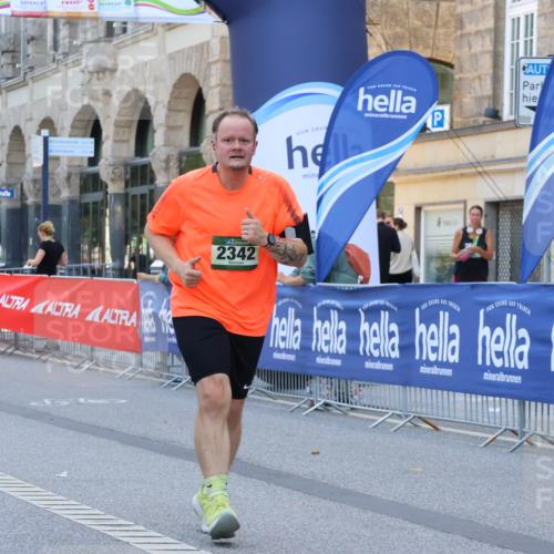 07.09.2025 - BARMER Alsterlauf Strokosch-Dieckow http://msf.ph/oto/8730151 07.09.2025 10:25:58 Ziel 4576, 4579, 4811, 4816, 4945, 8003 meine-sportfotos.de