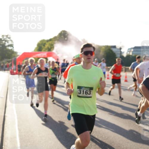 07.09.2025 - BARMER Alsterlauf Yannick Fuchs http://msf.ph/oto/8730154 07.09.2025 08:57:54 Laufen 3163, 286 meine-sportfotos.de