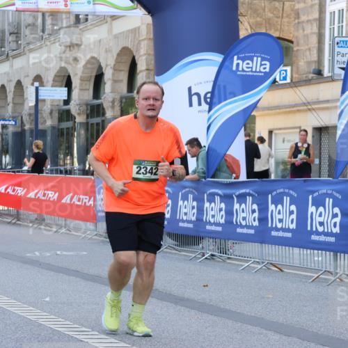 07.09.2025 - BARMER Alsterlauf Strokosch-Dieckow http://msf.ph/oto/8730165 07.09.2025 10:25:58 Ziel 4576, 4579, 4811, 4816, 4945, 8003 meine-sportfotos.de