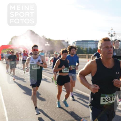 07.09.2025 - BARMER Alsterlauf Yannick Fuchs http://msf.ph/oto/8730194 07.09.2025 08:57:58 Laufen 6307, 5490, 5387 meine-sportfotos.de