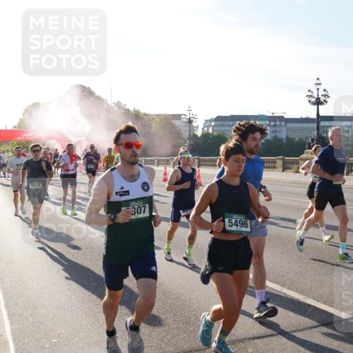 07.09.2025 - BARMER Alsterlauf Yannick Fuchs http://msf.ph/oto/8730199 07.09.2025 08:57:58 Laufen 444, 373, 8218, 4687, 307, 40, 5496, 20 meine-sportfotos.de