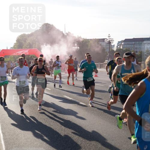 07.09.2025 - BARMER Alsterlauf Yannick Fuchs http://msf.ph/oto/8730216 07.09.2025 08:58:07 Laufen 2212, 5388, 4482, 5243, 8006, 546 meine-sportfotos.de