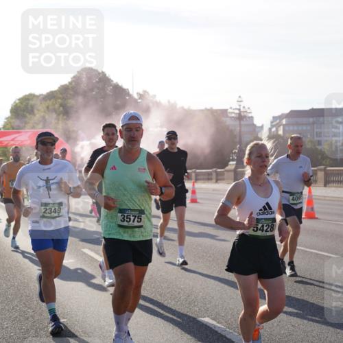 07.09.2025 - BARMER Alsterlauf Yannick Fuchs http://msf.ph/oto/8730246 07.09.2025 08:58:12 Laufen 2349, 3575, 409, 5428 meine-sportfotos.de