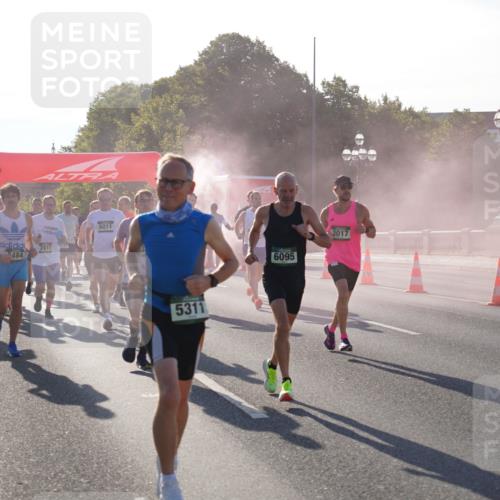 07.09.2025 - BARMER Alsterlauf Yannick Fuchs http://msf.ph/oto/8730283 07.09.2025 08:58:18 Laufen 2799, 6139, 484, 2011, 6011, 5311, 6095, 2017 meine-sportfotos.de