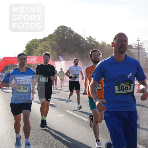 07.09.2025 - BARMER Alsterlauf Yannick Fuchs http://msf.ph/oto/8730342 07.09.2025 08:58:28 Laufen 5880, 6193, 6051, 34, 3567 meine-sportfotos.de