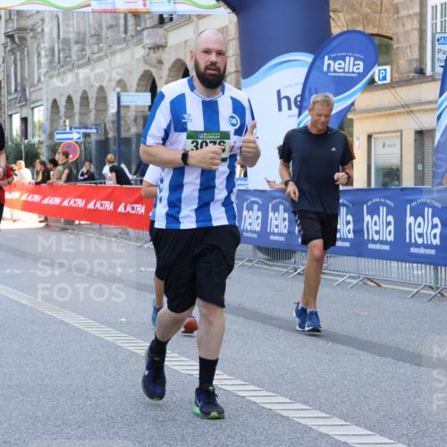 07.09.2025 - BARMER Alsterlauf Strokosch-Dieckow http://msf.ph/oto/8730354 07.09.2025 10:25:42 Ziel 3293, 3295, 3452, 3634, 4417, 4811, 4816 meine-sportfotos.de