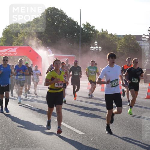 07.09.2025 - BARMER Alsterlauf Yannick Fuchs http://msf.ph/oto/8730359 07.09.2025 08:58:30 Laufen 6066, 5423, 2627, 4658, 5642, 6262, 6116, 8287, 4328 meine-sportfotos.de