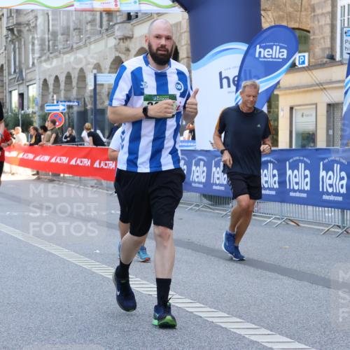 07.09.2025 - BARMER Alsterlauf Strokosch-Dieckow http://msf.ph/oto/8730361 07.09.2025 10:25:42 Ziel 3293, 3295, 3452, 3634, 4417, 4811, 4816 meine-sportfotos.de