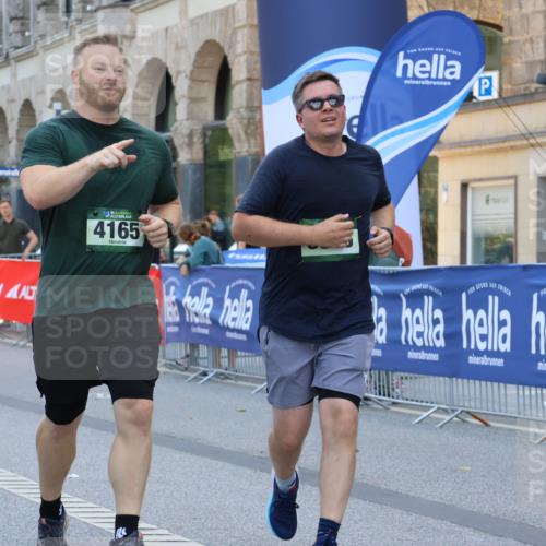 07.09.2025 - BARMER Alsterlauf Strokosch-Dieckow http://msf.ph/oto/8730373 07.09.2025 10:25:37 Ziel 3293, 3295, 3452, 3634, 4417 meine-sportfotos.de