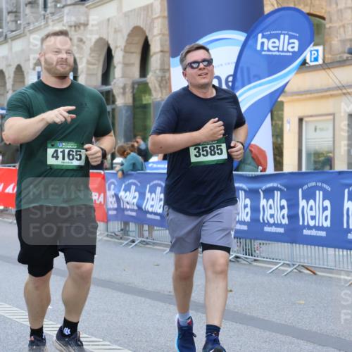 07.09.2025 - BARMER Alsterlauf Strokosch-Dieckow http://msf.ph/oto/8730379 07.09.2025 10:25:37 Ziel 3293, 3295, 3452, 3634, 4417 meine-sportfotos.de