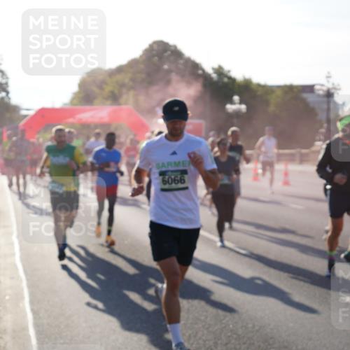 07.09.2025 - BARMER Alsterlauf Yannick Fuchs http://msf.ph/oto/8730385 07.09.2025 08:58:34 Laufen 6066 meine-sportfotos.de
