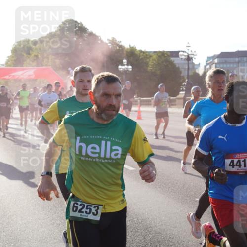07.09.2025 - BARMER Alsterlauf Yannick Fuchs http://msf.ph/oto/8730397 07.09.2025 08:58:36 Laufen 4927, 36, 4419, 6253, 5977 meine-sportfotos.de