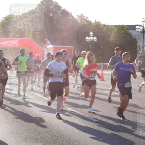 07.09.2025 - BARMER Alsterlauf Yannick Fuchs http://msf.ph/oto/8730400 07.09.2025 08:58:37 Laufen 2811, 94, 4927, 3, 5072, 8355, 5143, 5288, 5802 meine-sportfotos.de