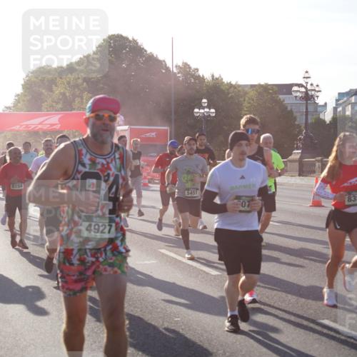 07.09.2025 - BARMER Alsterlauf Yannick Fuchs http://msf.ph/oto/8730415 07.09.2025 08:58:39 Laufen 2811, 8154, 4927, 5451, 8015, 07, 8355 meine-sportfotos.de