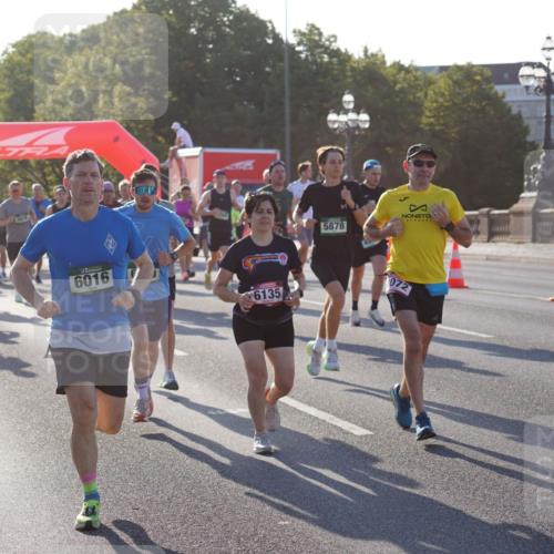 07.09.2025 - BARMER Alsterlauf Yannick Fuchs http://msf.ph/oto/8730451 07.09.2025 08:58:46 Laufen 6016, 6135, 5878, 072, 6125 meine-sportfotos.de